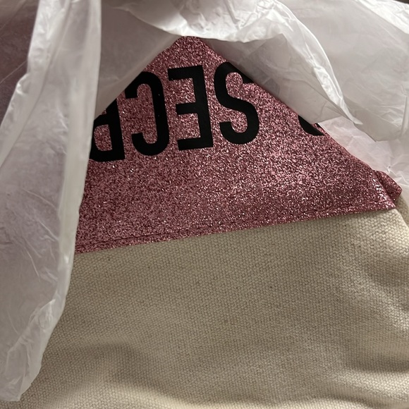 NEW Victoria's Secret Canvas Duffle Weekender Tote Bag pink glitter logo NWT - Picture 7 of 7